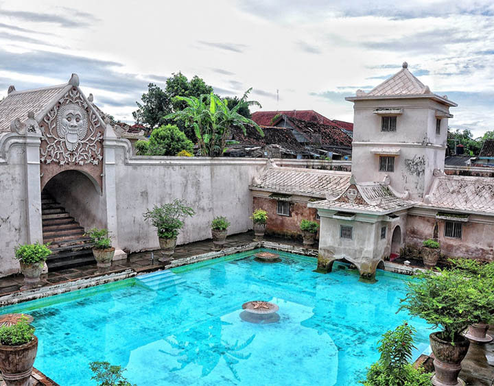 the water castle at Taman Sari